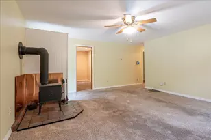 630 Rockland St, Rockport, ME 04856 - Photo 18