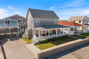 351-353 Webhannet Dr, Wells, ME 04090 - Photo 2