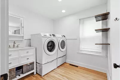 36 Winter Street, Lewiston, ME 04240 - Photo 14