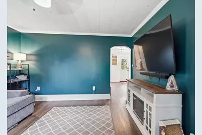 36 Winter Street, Lewiston, ME 04240 - Photo 18