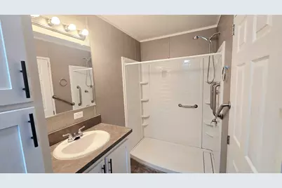 3 Parkview Lane, Lewiston, ME 04240 - Photo 18