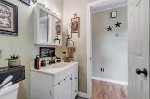 329 Cobbossee, Monmouth, ME 04259 - Photo 18