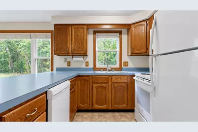 5 Iris Drive, Scarborough, ME 04074 - Photo 6