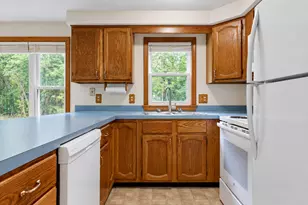 5 Iris Dr, Scarborough, ME 04074 - Photo 6