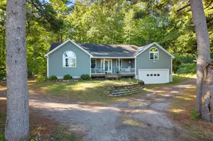 49 Cottage St, Hampden, ME 04444 - Photo 2