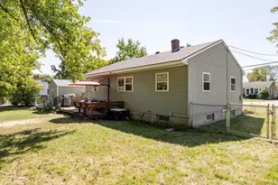 365 Cumberland St, Westbrook, ME 04092 - Photo 2