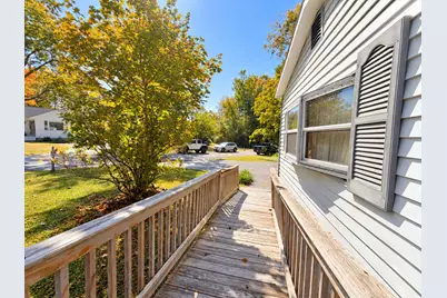 85 Farnham Street, Portland, ME 04103 - Photo 16