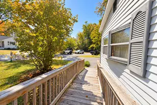 85 Farnham St, Portland, ME 04103 - Photo 16