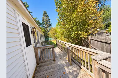 85 Farnham Street, Portland, ME 04103 - Photo 14