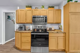 21 Western Ave, East Millinocket, ME 04430 - Photo 18