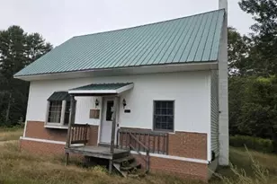 1423 Park St, Livermore Falls, ME 04254 - Photo 1