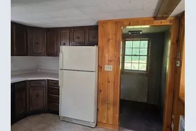 1423 Park Street, Livermore Falls, ME 04254 - Photo 8