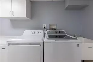 155 Washington St, Camden, ME 04843 - Photo 34
