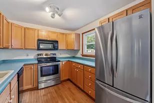 16 Patricia Rd, Brunswick, ME 04011 - Photo 12
