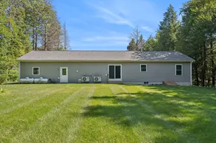 140 Stone Hill Rd, Farmington, ME 04938 - Photo 10