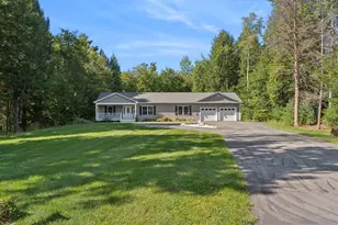 140 Stone Hill Rd, Farmington, ME 04938 - Photo 8