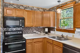 565 Toddy Pond Rd, Surry, ME 04684 - Photo 22