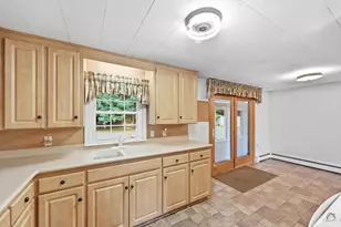32 Mountain View Dr, Paris, ME 04281 - Photo 4