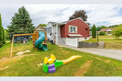 705 College Street, Lewiston, ME 04240 - Photo 2