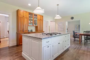 2 Rock Crest Dr, Cape Elizabeth, ME 04107 - Photo 16