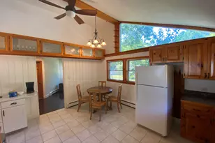 49 E Valentine St, Westbrook, ME 04092 - Photo 10