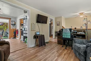 9 Sanford Ave, Milo, ME 04463 - Photo 10