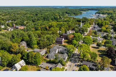 153 Main Street #4, Yarmouth, ME 04096 - Photo 2