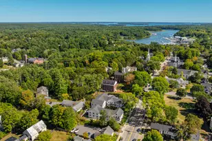 153 Main St, Yarmouth, ME 04096 - Photo 2