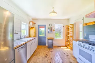 648 N Sedgwick Rd, Sedgwick, ME 04676 - Photo 8