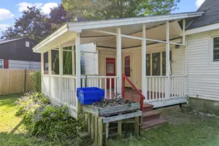 6 Caswell St, Augusta, ME 04330 - Photo 8