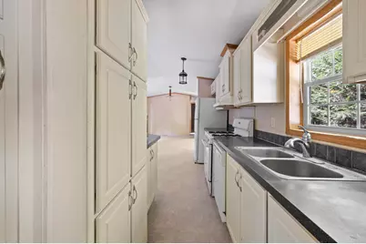 195 Oak Hill Road, Lebanon, ME 04027 - Photo 12