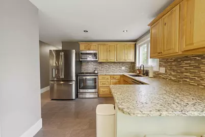 2385 Broadway, Bangor, ME 04401 - Photo 20