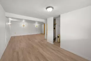 2385 Broadway, Bangor, ME 04401 - Photo 58