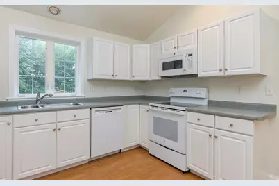 30 Honeysuckle Lane, Scarborough, ME 04074 - Photo 16
