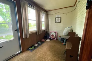 68 Prospect St, Millinocket, ME 04462 - Photo 16