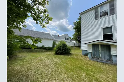 68 Prospect Street, Millinocket, ME 04462 - Photo 10