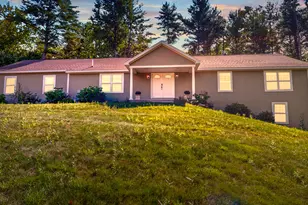 13 Bowdoin Dr, Lewiston, ME 04240 - Photo 2