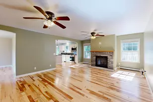 13 Bowdoin Dr, Lewiston, ME 04240 - Photo 16