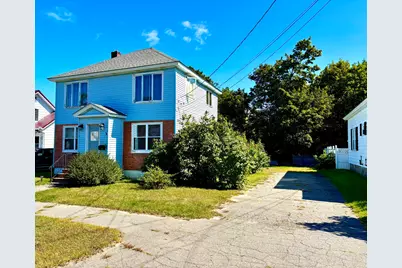 27 Eastland Avenue, Millinocket, ME 04462 - Photo 2