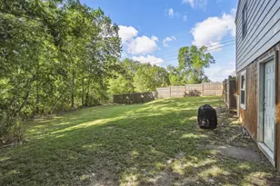658 Middle Rd, Sabattus, ME 04280 - Photo 6