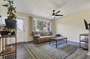 658 Middle Rd, Sabattus, ME 04280 - Photo 12