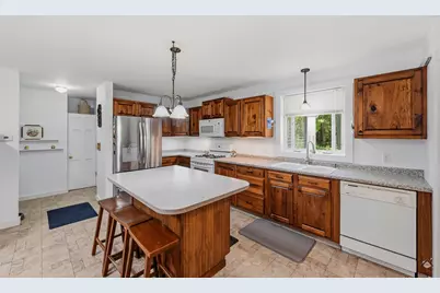 76 W Washington Road, Washington, ME 04574 - Photo 16