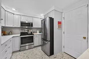 17 Cambridge Ct, Kennebunk, ME 04043 - Photo 12