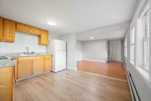 17 Elm St, Brewer, ME 04412 - Photo 4