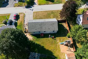 49 Towle St, Auburn, ME 04210 - Photo 2