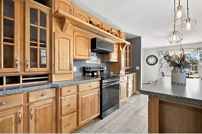 49 Towle Street, Auburn, ME 04210 - Photo 8