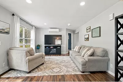 49 Towle Street, Auburn, ME 04210 - Photo 10