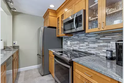 175 Pine Street #1J, Portland, ME 04102 - Photo 4
