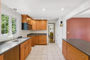 21 High St, Hallowell, ME 04347 - Photo 6