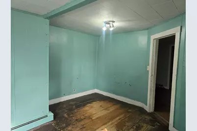7 Lake Street, Oxford, ME 04270 - Photo 16